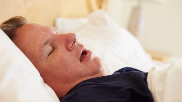 什么是睡眠瘫痪?这可能就是你早上动不了的原因